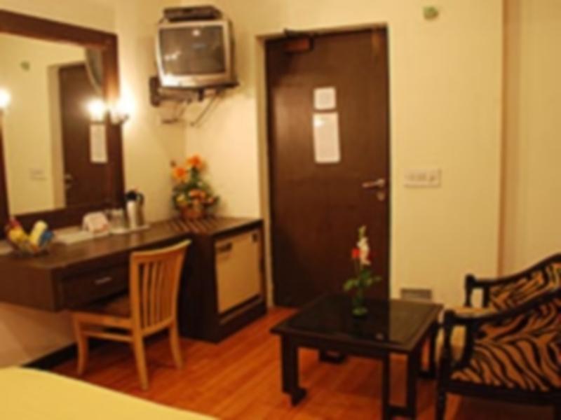 Hotel Amar Inn- Lajpat Nagar Central Market New Delhi Exterior photo