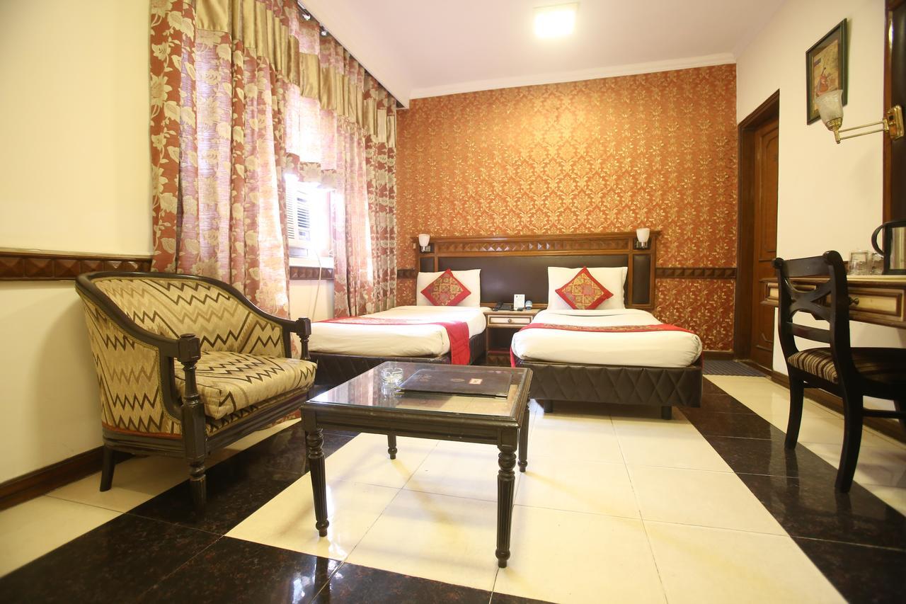 Hotel Amar Inn- Lajpat Nagar Central Market New Delhi Exterior photo